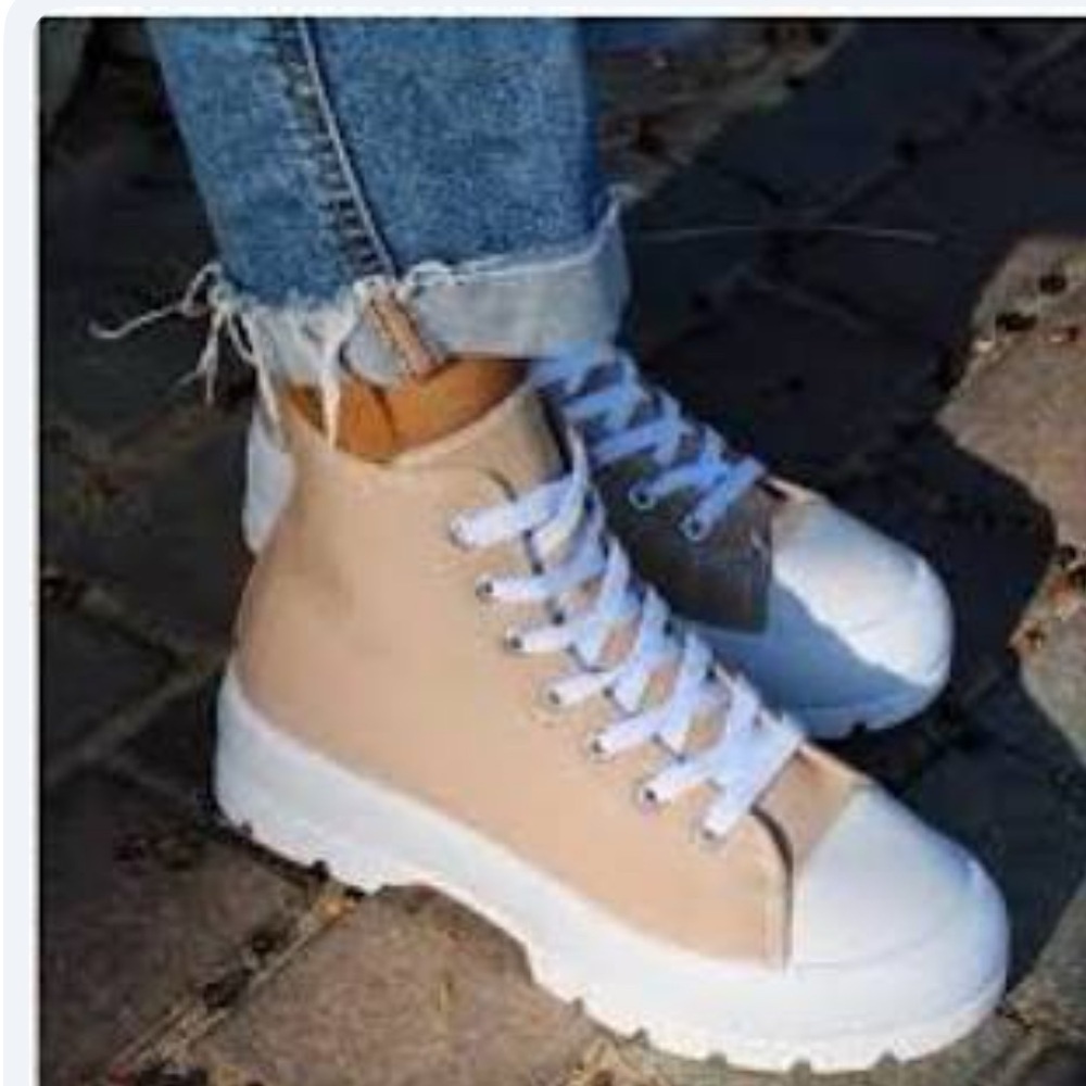 Sincerely Jules "Vespa"  Sand" or "Tan." Canvas High Top P Sneakers Lug Sole 8